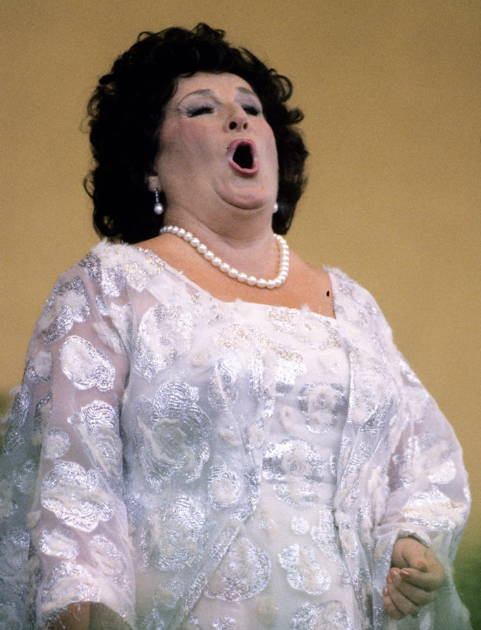 Birgit Nilsson gav konsert på Gröna Lund samma år hon fyllde 71 år.