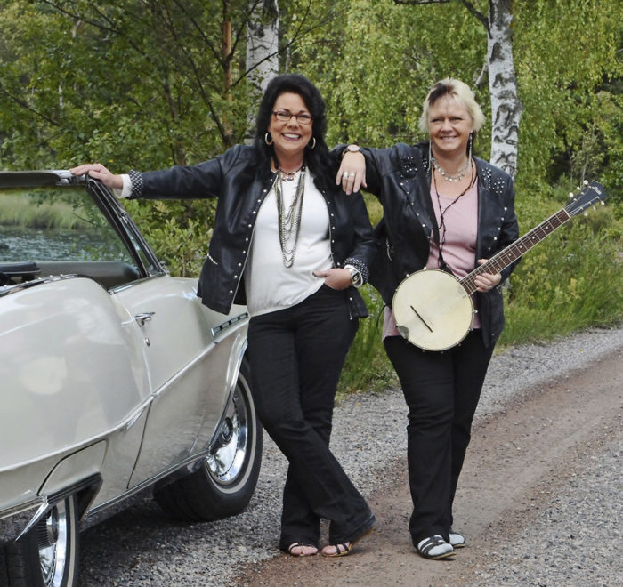 The Rollatorz: Mariana Lundgren och Diana Haraldzon
